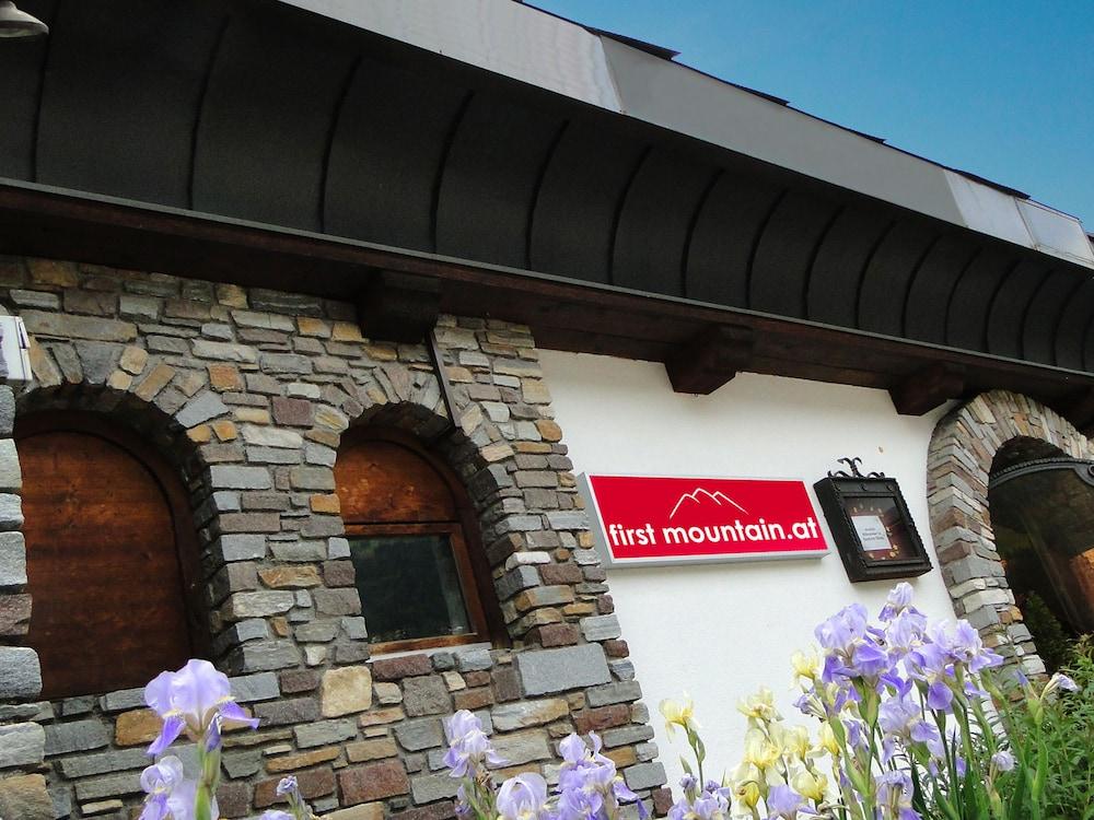 First Mountain Hotel Zillertal Aschau Im Zillertal Екстериор снимка