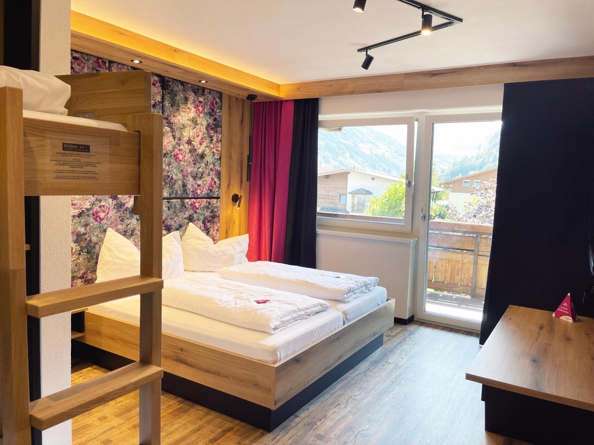 First Mountain Hotel Zillertal Aschau Im Zillertal Екстериор снимка