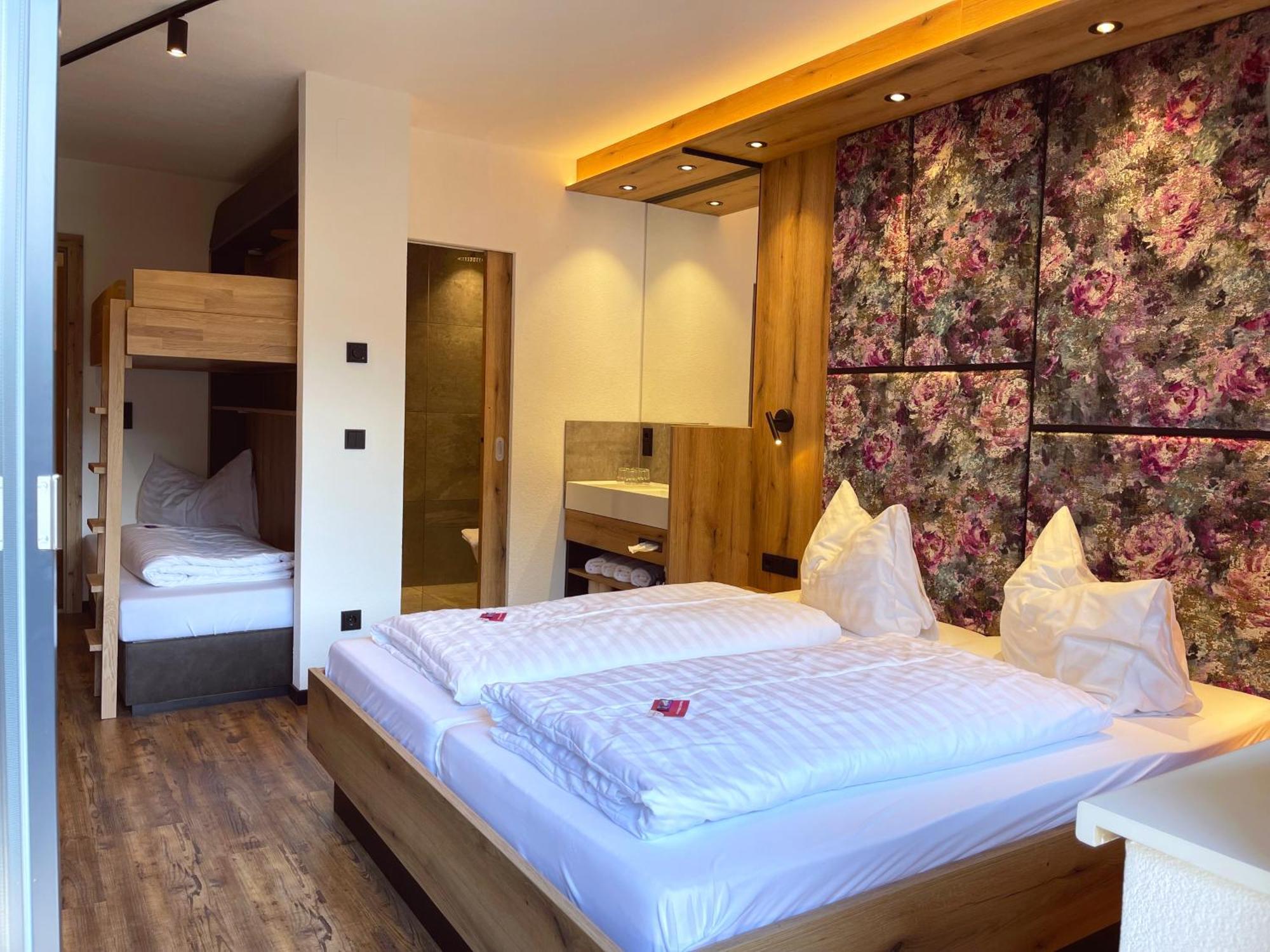 First Mountain Hotel Zillertal Aschau Im Zillertal Екстериор снимка