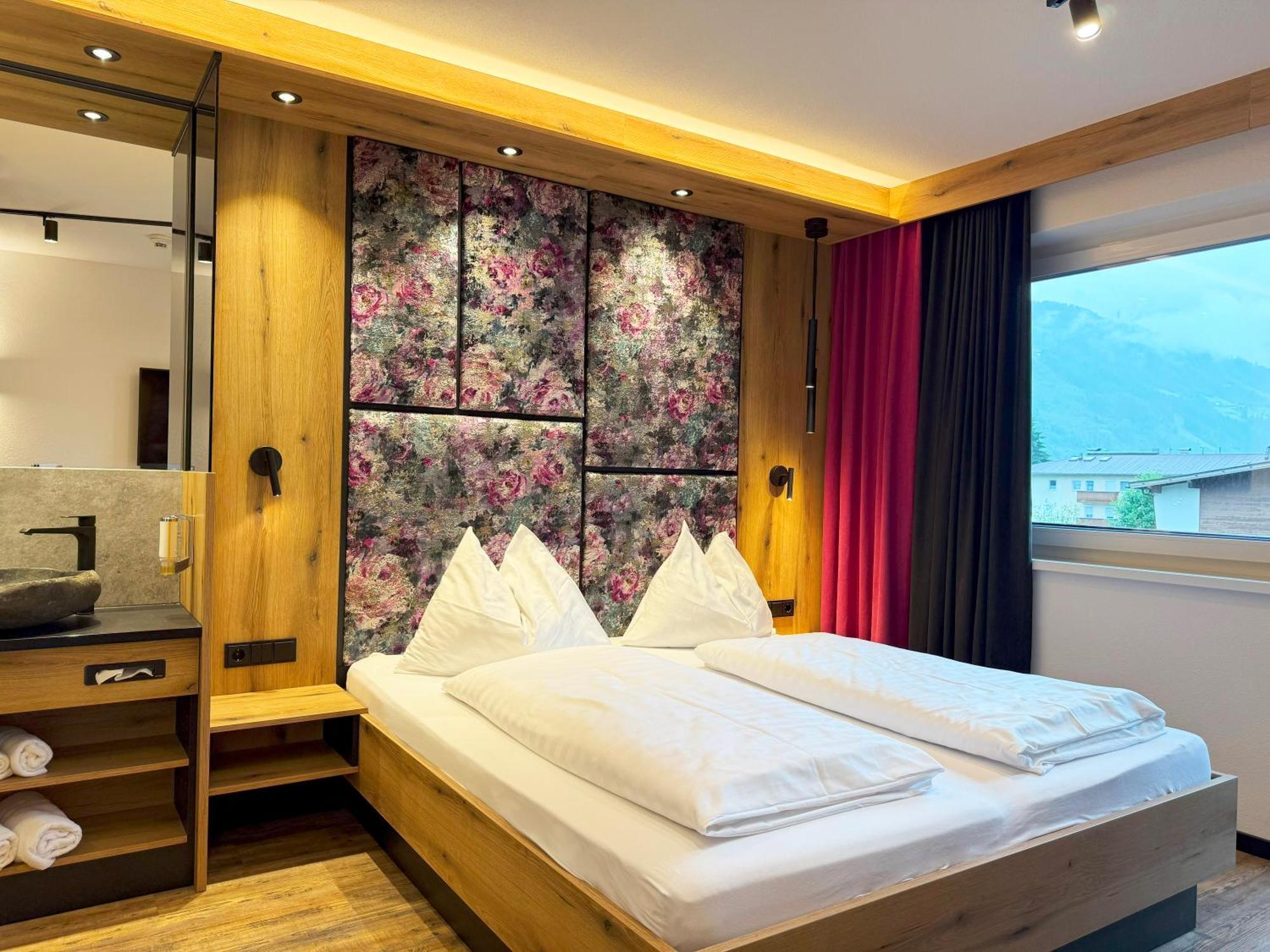 First Mountain Hotel Zillertal Aschau Im Zillertal Екстериор снимка
