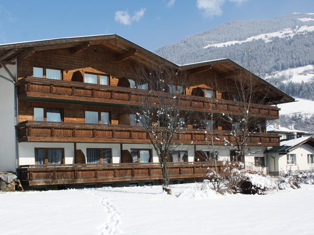 First Mountain Hotel Zillertal Aschau Im Zillertal Екстериор снимка